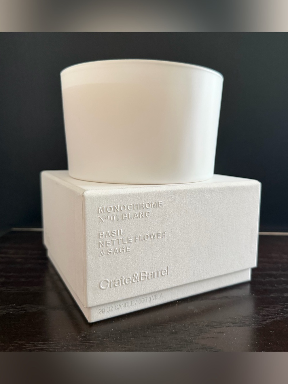 Crate&Barrel Monochrome No.01 Blanc 3-wick Candle - Picture 5 of 6